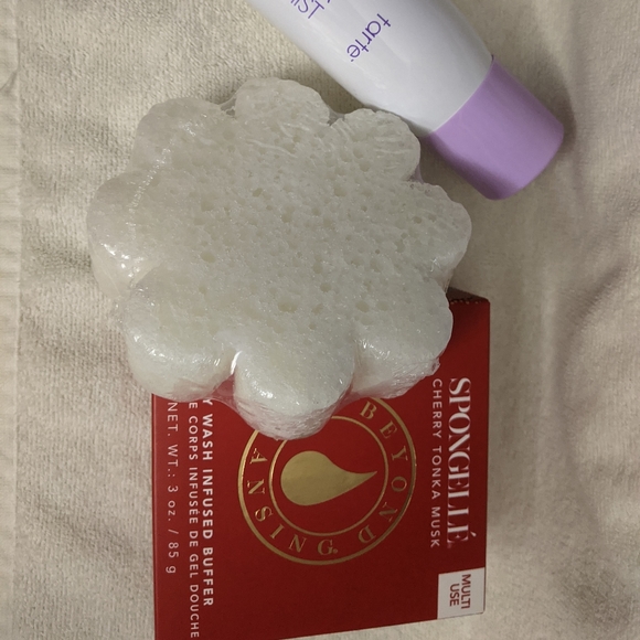 Tarte Setting Spray & Spongelle Buffer - Picture 2 of 2